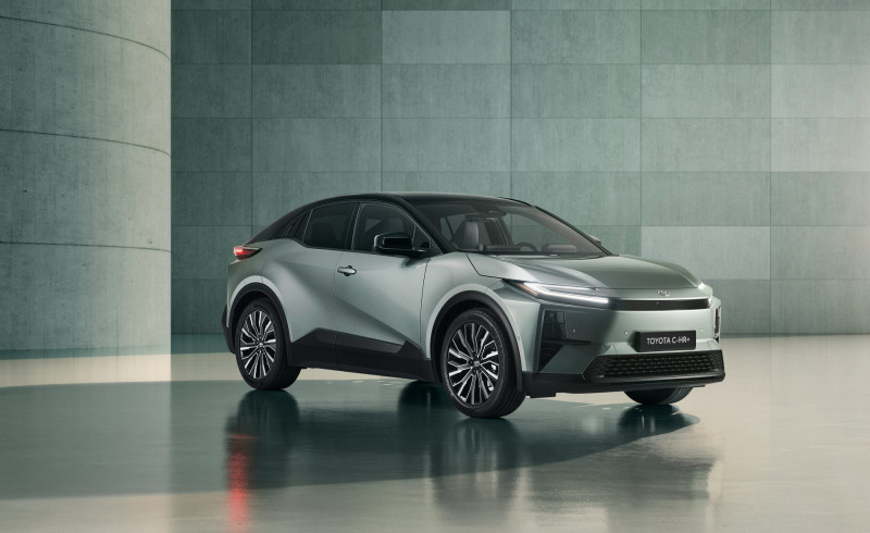 Toyota and Hyundai Executives Note Cooling Competition in PHEV Electric Range