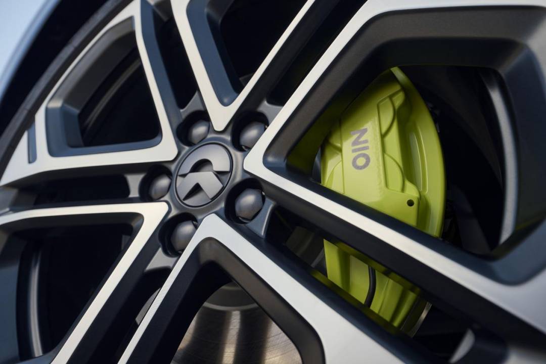 NIO Launches Championship Edition Models to Celebrate 10th Anniversary of Formula E Victory