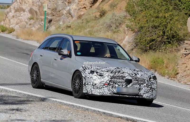 New Mercedes-Benz C-Class Station Wagon Spy Photos Revealed with Exterior Adjustments