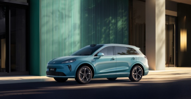 Shangjie Automotive Unveils First Model – Shangjie H5