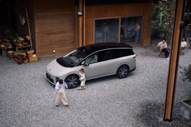 Li Auto Announces Pre-Order for First Electric SUV Li Auto i8