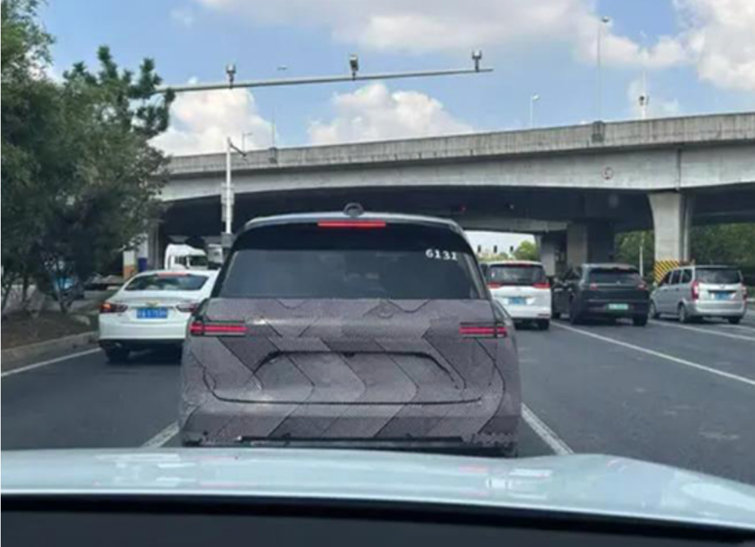 Third Generation NIO ES8 Spy Photos Leaked Ahead of Launch