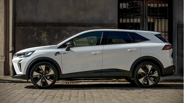 Mitsubishi Grandis Official Images Released as Compact SUV for European Families