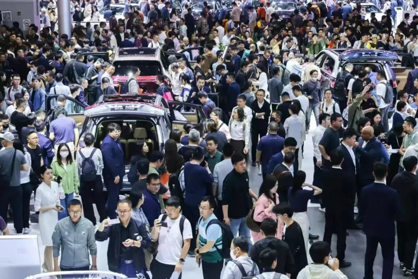 The Competition Heats Up in the Six-Seater SUV Market