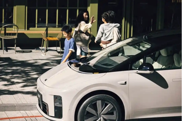 Li Auto to Launch First All-Electric Six-Seat SUV on July 29