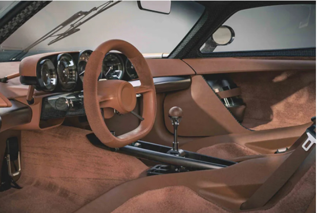 Oilstainlab Unveils HF-11 Supercar with Impressive Design and Performance
