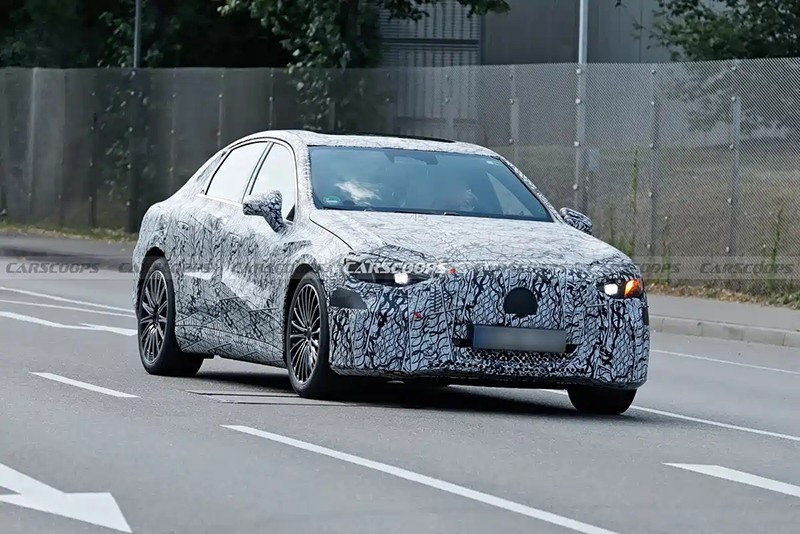 New Mercedes-Benz C-Class Electric Vehicle Spy Photos Leaked