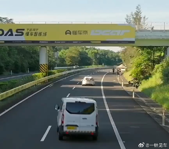 Testing Reveals Weaknesses in Chinese Autonomous Driving Systems