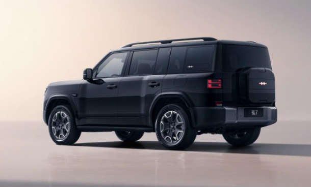 Fangcheng Leopard Officially Reveals Interior Images of New Model - Titanium 7