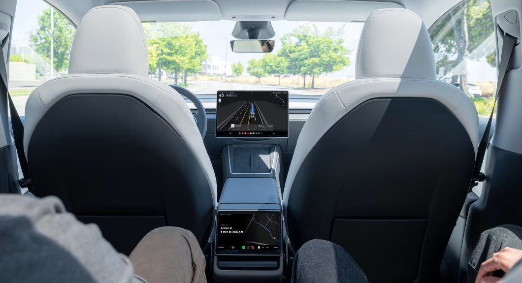 Tesla Signs $16.5 Billion Chip Supply Agreement with Samsung
