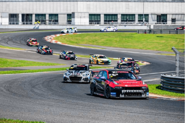 Lynk & Co Teams Win 10 Trophies at Zhejiang Race