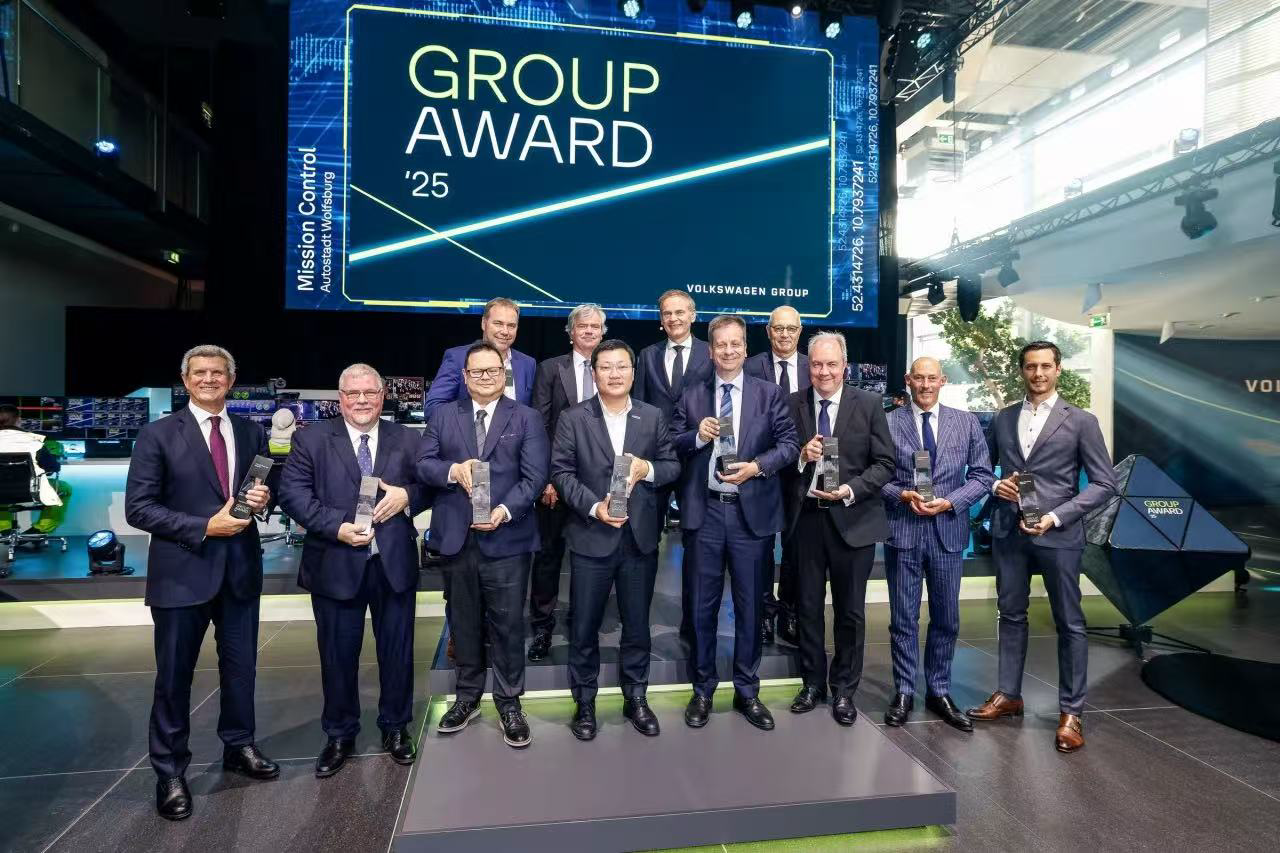Desay SV Wins Volkswagen Group Award at Global Supply Chain Conference