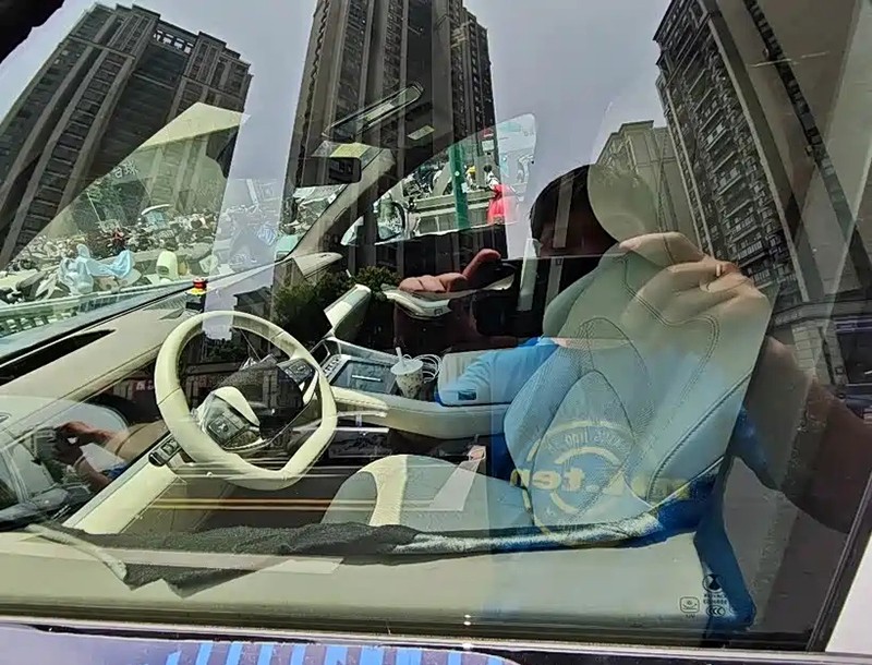 Denza N8L Interior Revealed, Set to Launch in Q2 2026