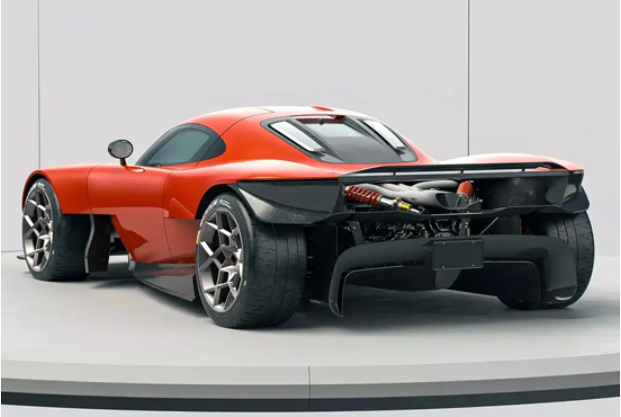 Oilstainlab Unveils HF-11 Supercar with Impressive Design and Performance