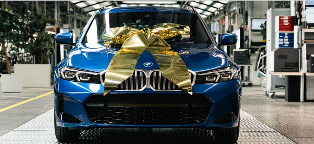 EU-US Trade Deal Boosts Profit for BMW and Mercedes by €4 Billion