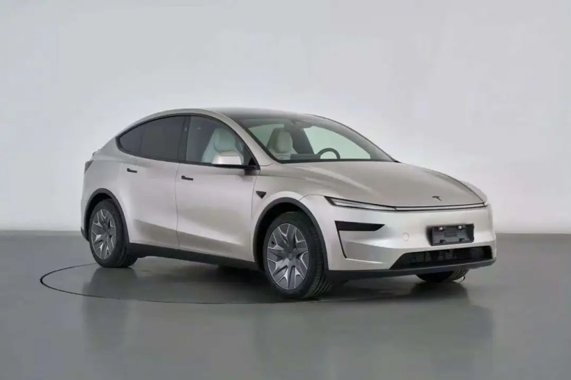 The Competition Heats Up in the Six-Seater SUV Market