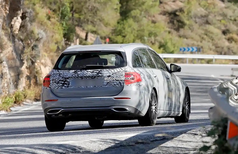 New Mercedes-Benz C-Class Station Wagon Spy Photos Revealed with Exterior Adjustments