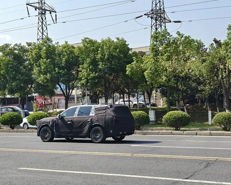 Spy Photos of Lantu Brand's New Large SUV Revealed
