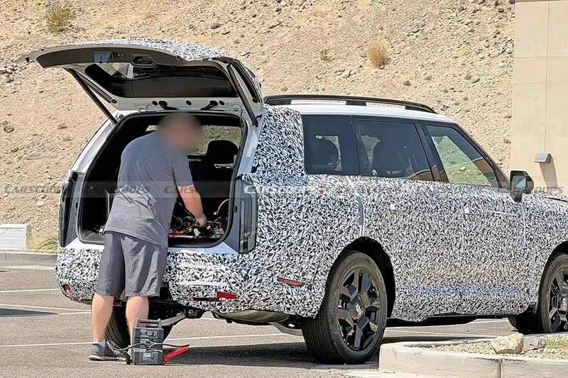 Kia Telluride Test Spy Photos Revealed, Offering Gasoline and Hybrid Options