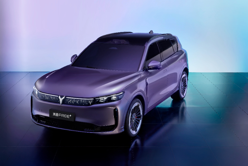Lantu FREE+ Launched with Starting Price of 229,900 Yuan, Equipped with Huawei ADS4