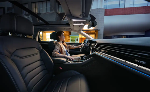 Volkswagen Touareg 2.0 TSI Ruiyue Version Launched in China