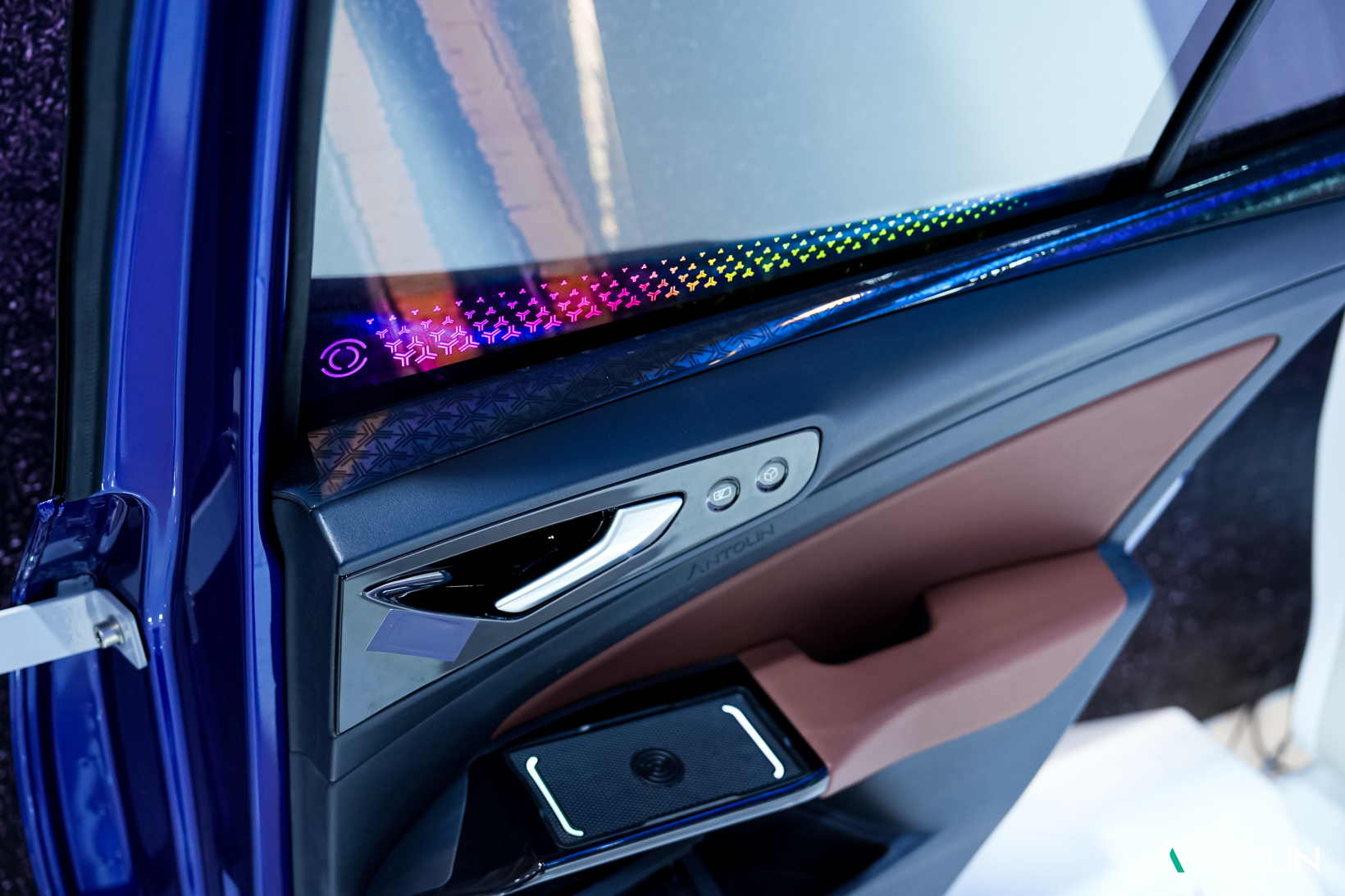 OnBoard UX Smart Door Panel Application for Intelligent Cockpit Technology