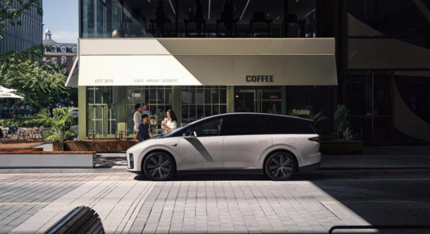 Li Auto Launches New i8 Model Amidst Market Dynamics